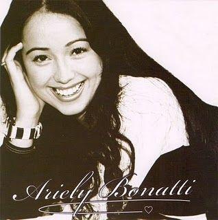 Portada de Álbum "Dessa Vez É Você", de Ariely Bonatti