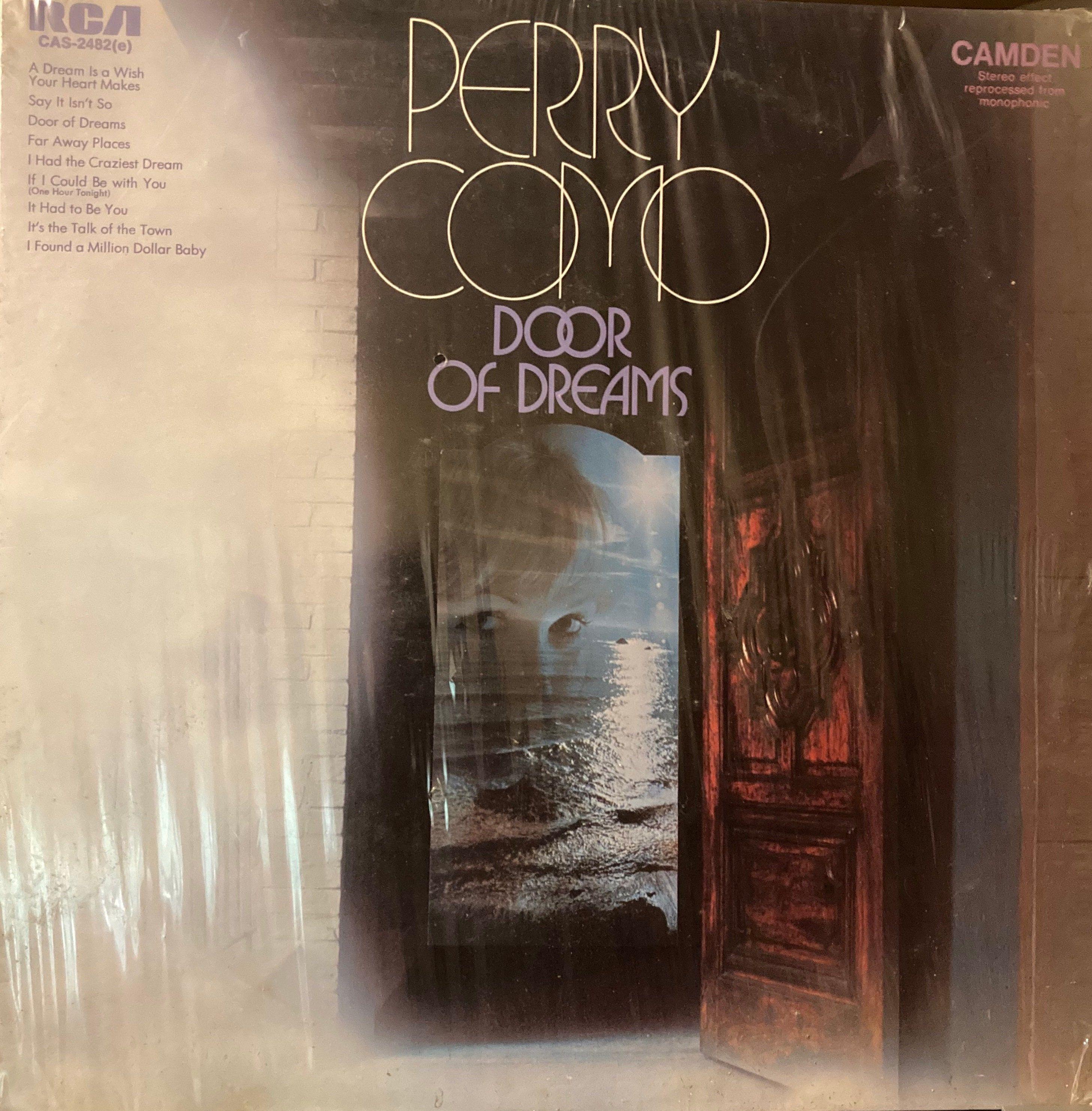 Portada de Álbum "Door Of Dreams", de Perry Como