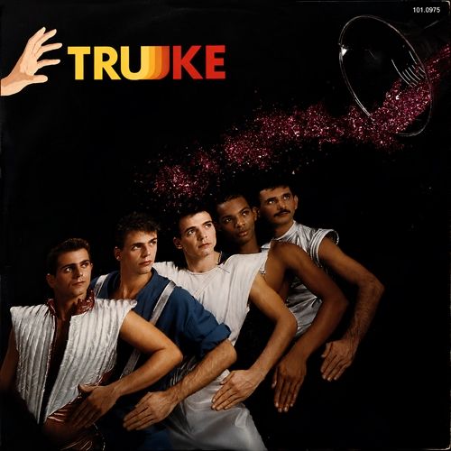 Portada del álbum "Dá Um Break", de Truke