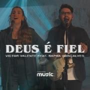Deus É Fiel}