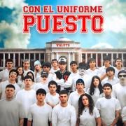 CON EL UNIFORME PUESTO
