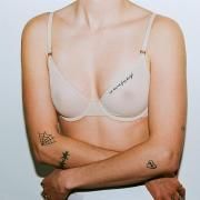 Capa do Álbum "No Hard Feelings (Deluxe)", de The Beaches