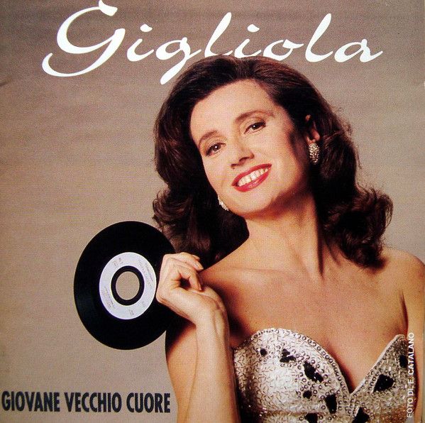 Gigliola Cinquetti | 32 álbumes De La Discografía En LETRAS.COM