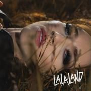 LALALAND}