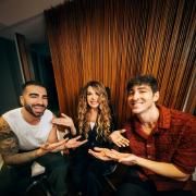 Um Doce, Uma Flor (part. OUTROEU)