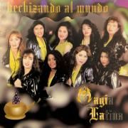 Capa do Álbum "Hechizando Al Mundo", de Magia Latina