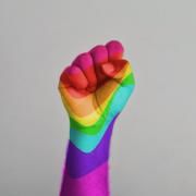 Portada de Sencillo/EP "Entre Cores e Barreiras", de Guih Santos