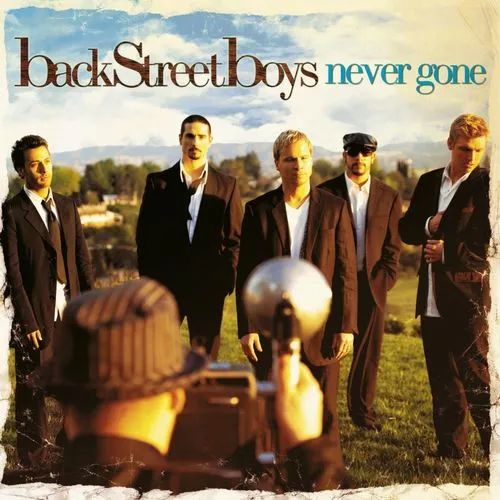 Backstreet Boys admitem que letra de hit não faz sentido - Vogue