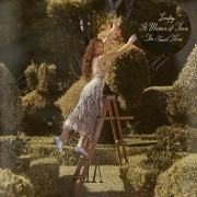 Capa do Álbum "A Matter of Time: The Final Hour", de Laufey