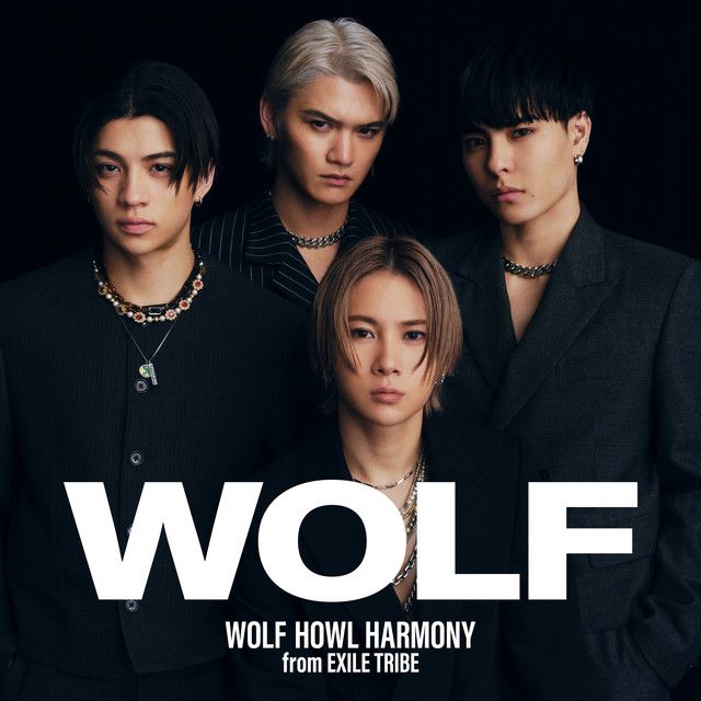 Portada del álbum "WOLF", de Wolf Howl Harmony
