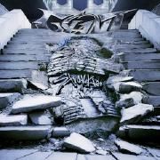 GIANT