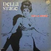 Della On Stage}