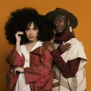 Capa do Álbum "Percorrer Em Nós", de ÀVUÀ