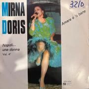 Napoli... Una Donna - Vol. 4 