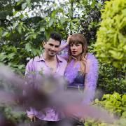 Capa do Single/EP "Sincronía Universal (Edición Deluxe)", de LANDABUR