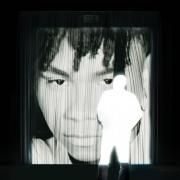 BRILHO FRACO DE UMA MENTE}