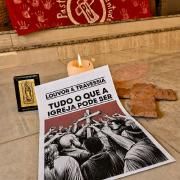 Capa do Álbum "Tudo o Que a Igreja Pode Ser", de Louvor e Travessia