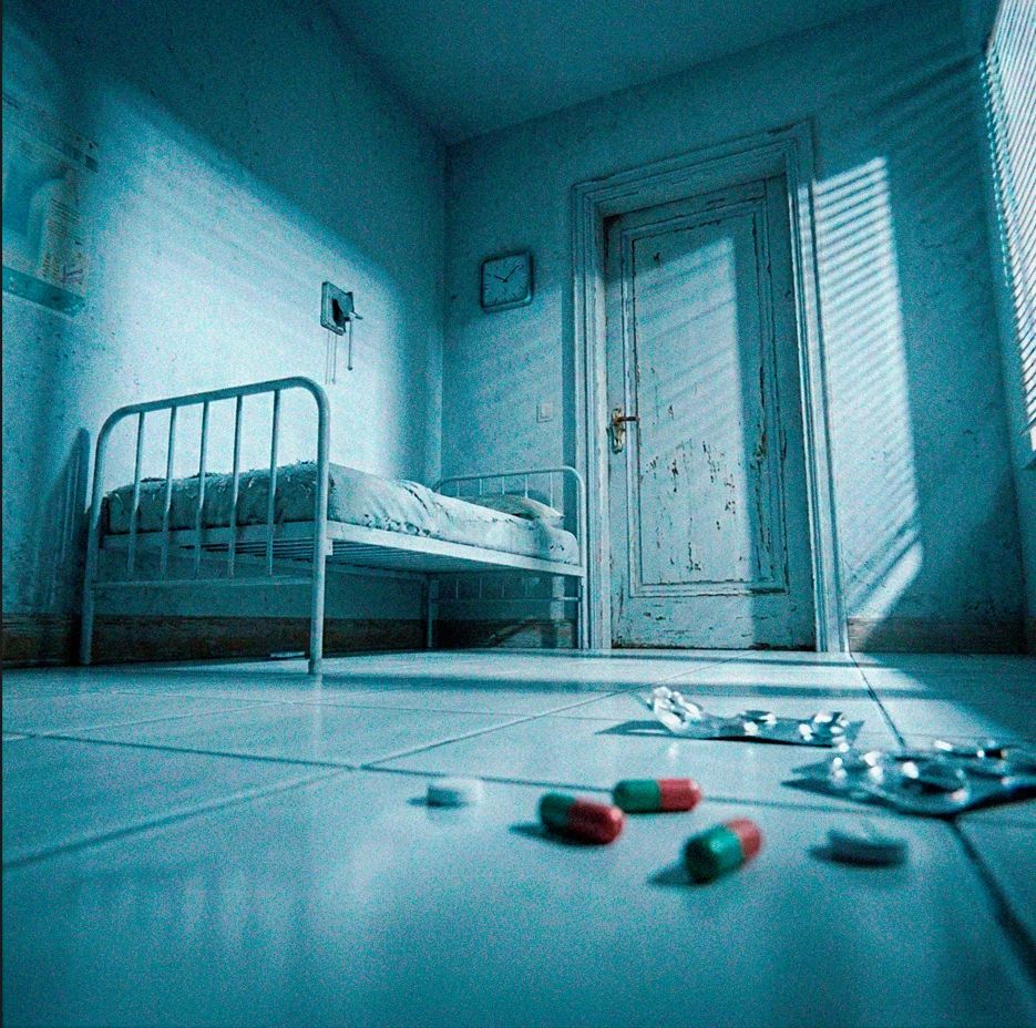 Portada del álbum "Bitter Taste", de SnowOrbit
