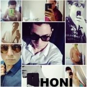 Honi}