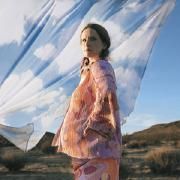 Portada de Sencillo/EP "Остановилось (Ostanovilosʹ)", de Монеточка (Monetochka)