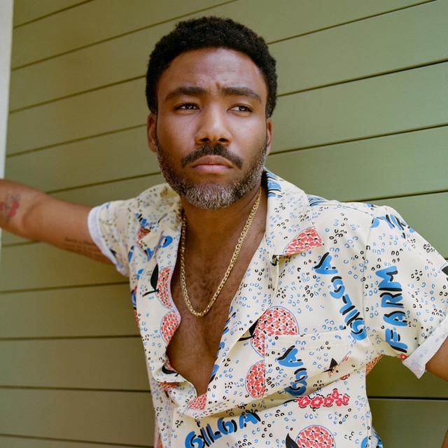 Ok It's Childish Gambino Homegirl Drop It Like The Nasdaq BONFIRE: Nederlandse vertaling van Childish Gambino