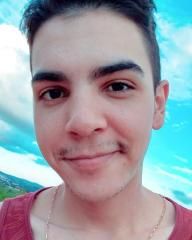 LATINHA NA MÃO