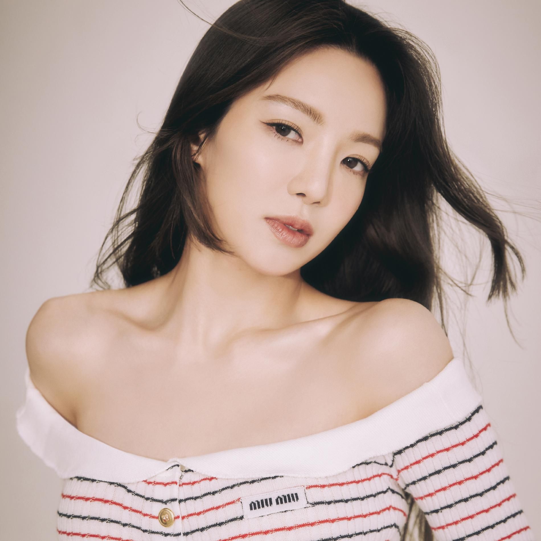 HYOYEON