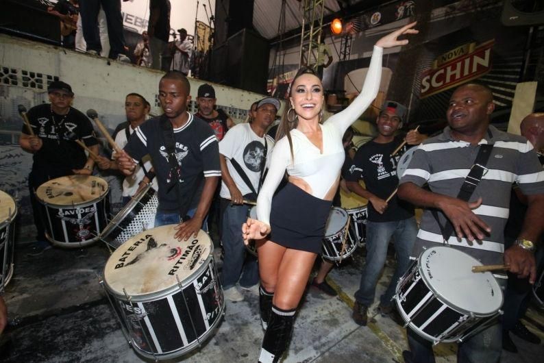 Com jabá e baile no 'esnobe' Barcelona: bastidores do Corinthians