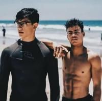 Me Necesita (feat. CNCO)