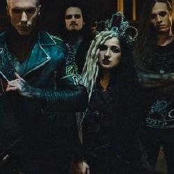 Foto de She Must Burn