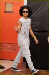 Mindless Behavior