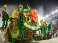 Samba-Enredo 2019 - O Meu Lugar É Cercado de Luta e Suor, Esperança Num Mundo Melhor! o Show Tem Que Continuar