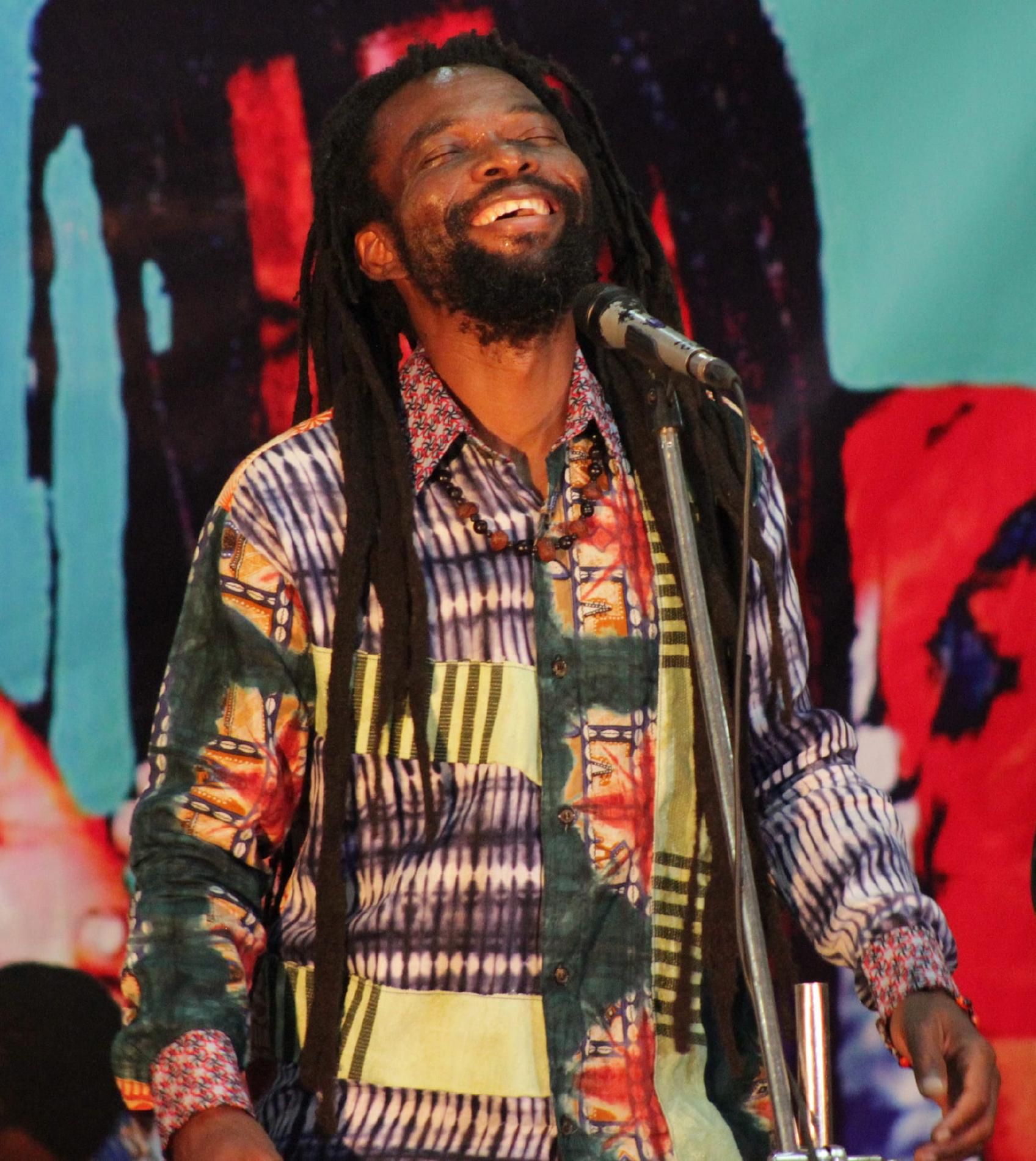 Beautiful Nubia And The Roots Renaissance Band