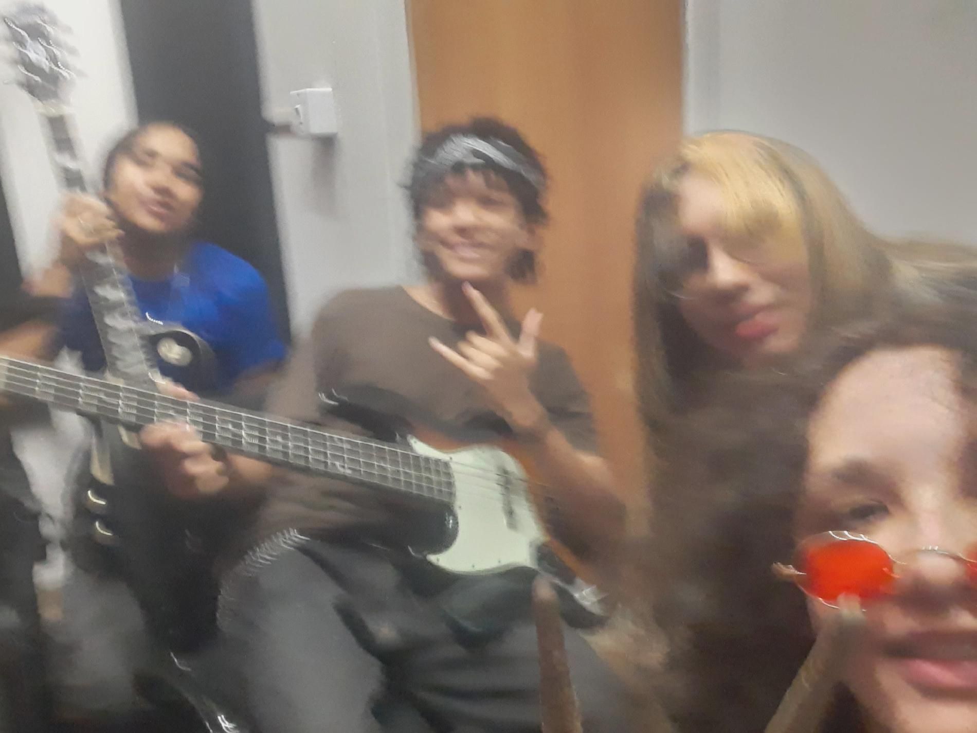 banda desencanto plebeu