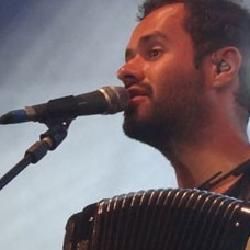 Foto de Marcelo Jeneci