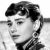 Capa da música "Moon River", de Audrey Hepburn