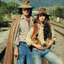 Foto de Ana Raio e Zé Trovão