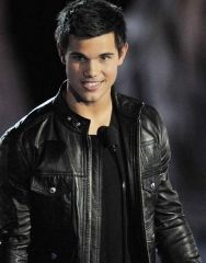 Taylor Lautner