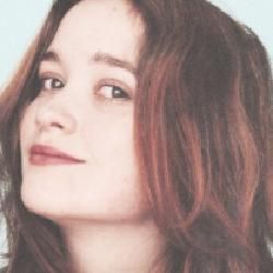 Foto de Alice Englert