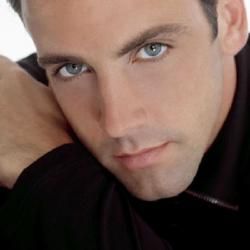 Photo of Carlos Ponce