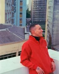 Ela é Tipo (part. WIU)