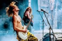 Alien Weaponry