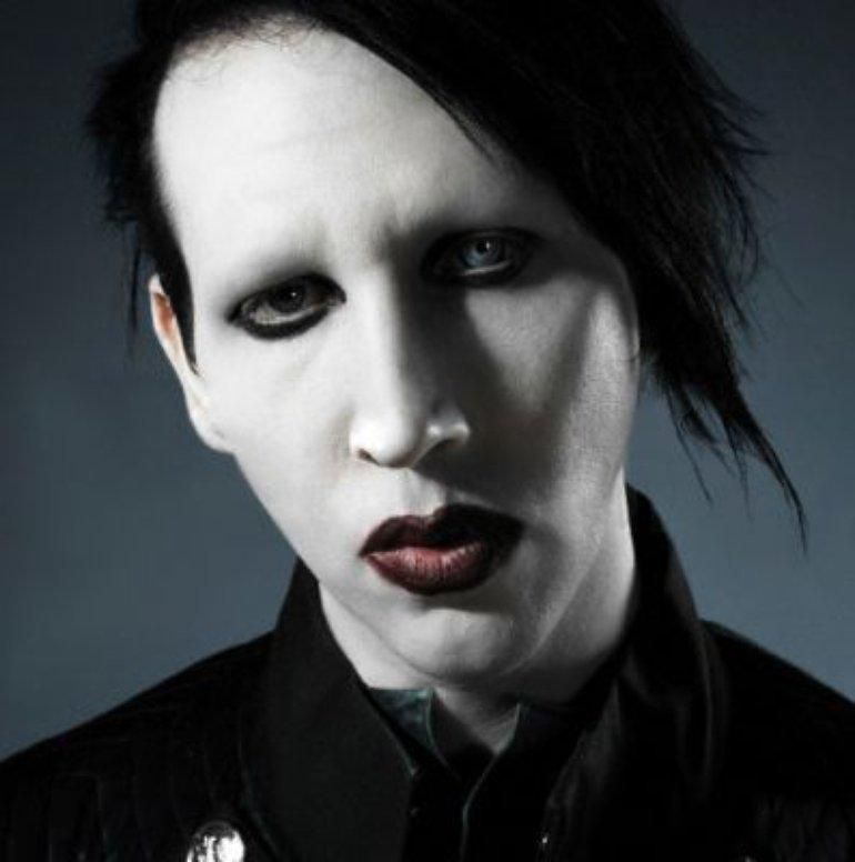 Sweet Dreams (Are Made Of This) - Marilyn Manson 