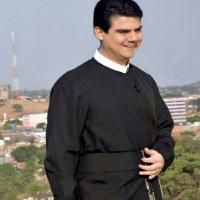 Padre Robson de Oliveira