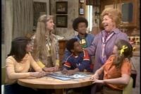 Diff'rent Strokes (Opening)