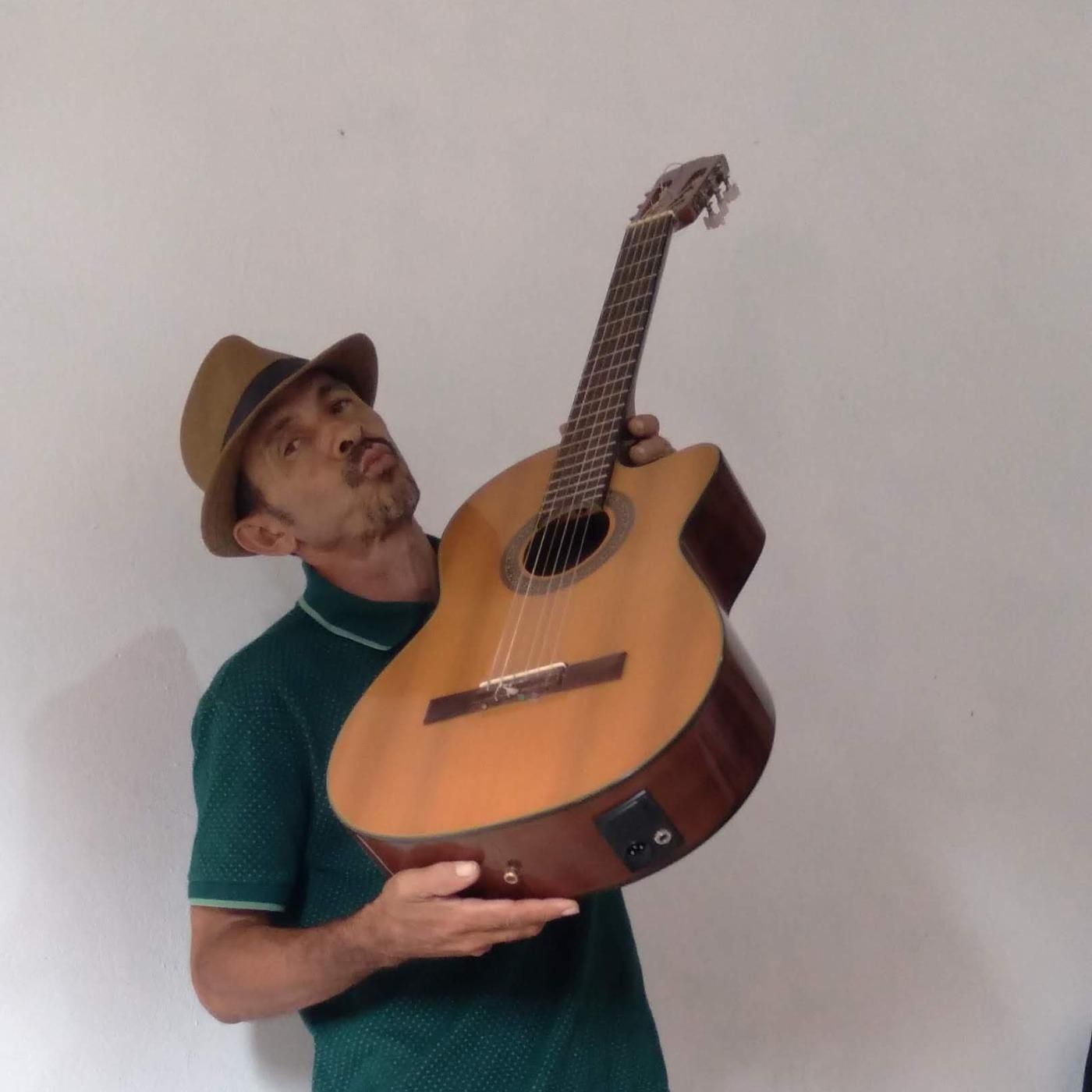 Carlos Farias Em Cristo