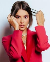 Manu Gavassi