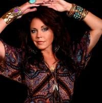 Kelly Lang
