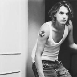 Photo of The Darling Buds (Jamie Campbell Bower)