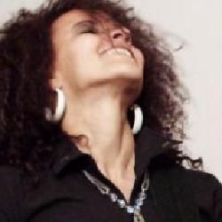 Photo of Luciana Reys